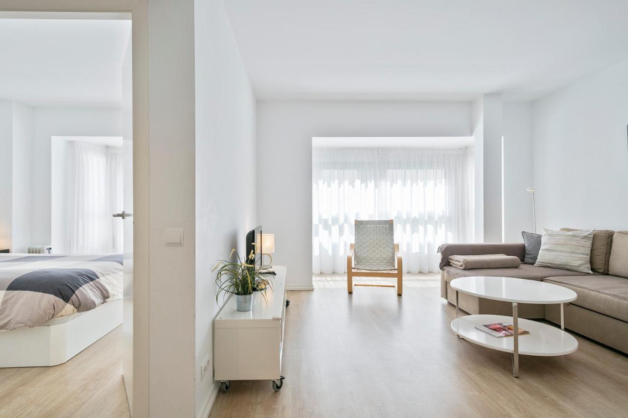 Apartamentos Pepita Bandert Cambrils Bagian luar foto