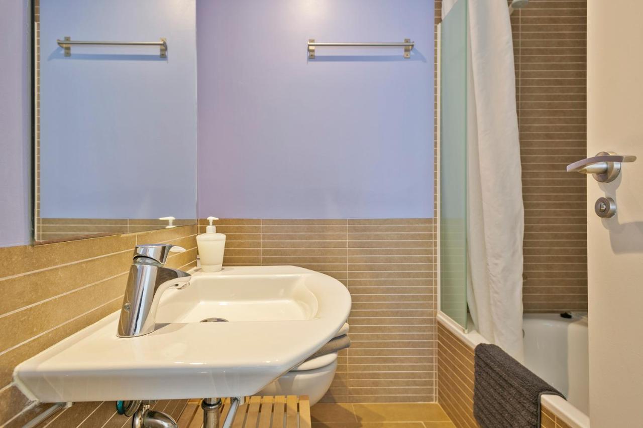 Apartamentos Pepita Bandert Cambrils Bagian luar foto