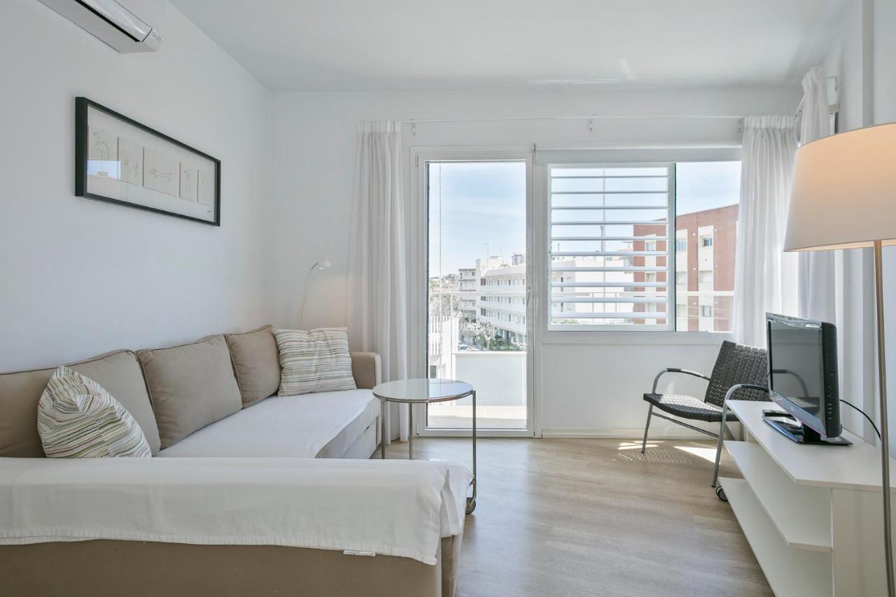 Apartamentos Pepita Bandert Cambrils Bagian luar foto