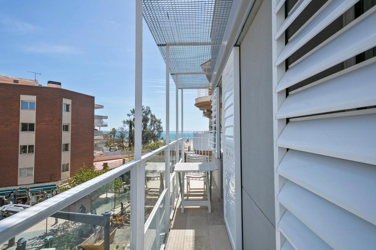 Apartamentos Pepita Bandert Cambrils Bagian luar foto