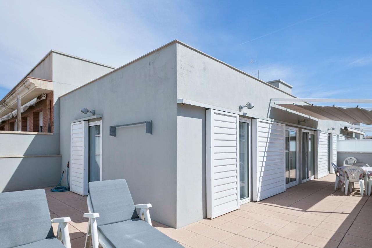 Apartamentos Pepita Bandert Cambrils Bagian luar foto