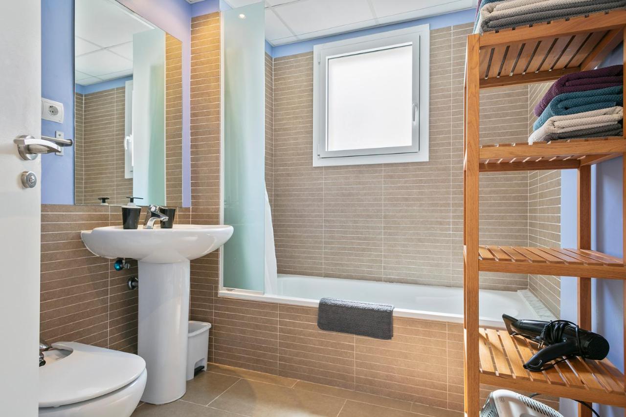 Apartamentos Pepita Bandert Cambrils Bagian luar foto