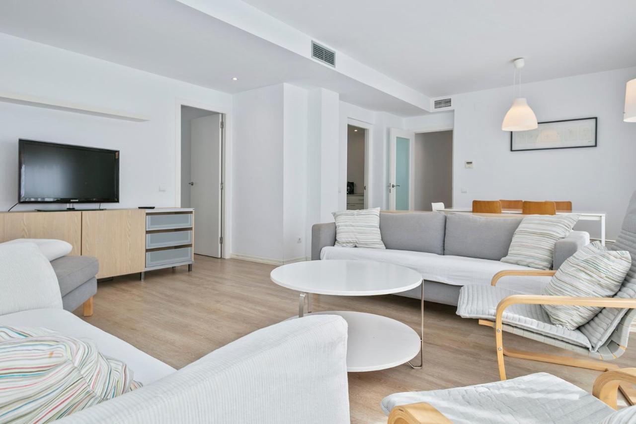 Apartamentos Pepita Bandert Cambrils Bagian luar foto